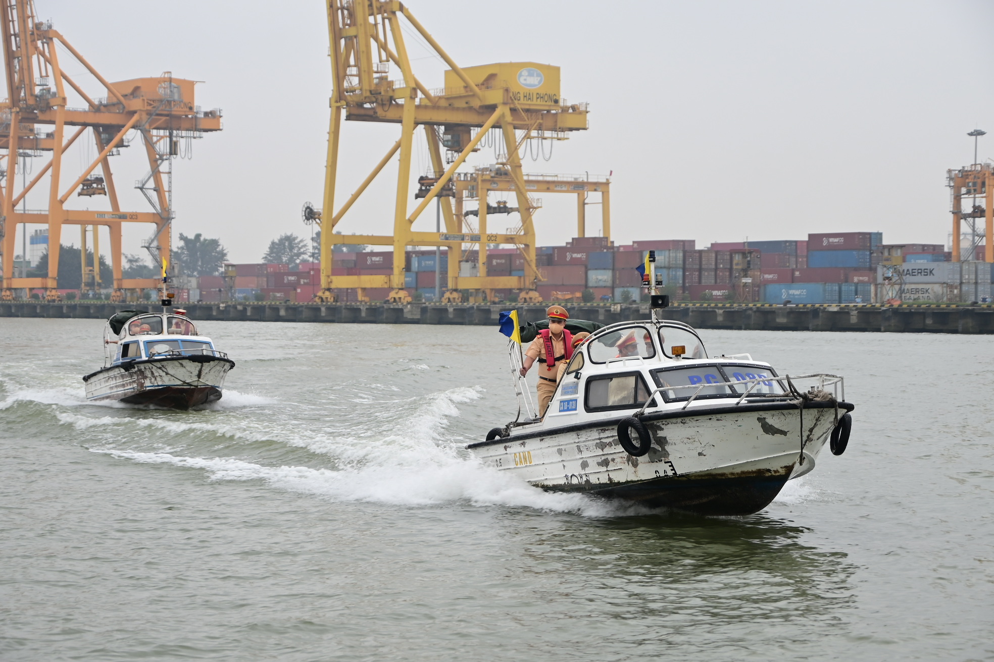 Kiểm tra 120 phương tiện vận tải đường thuỷ chở khách du lịch